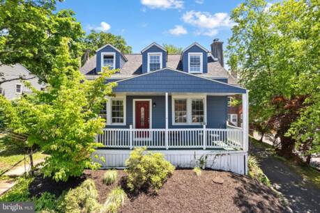121 Elm Ave