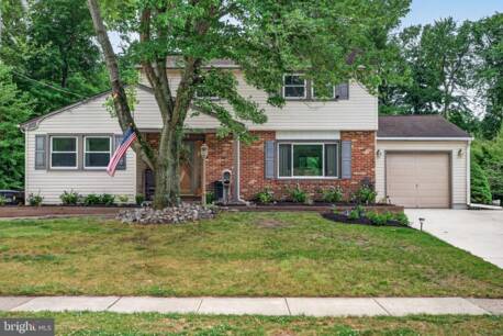 46 Greenwood Dr