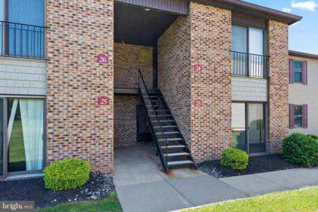 23 Uxbridge Pl