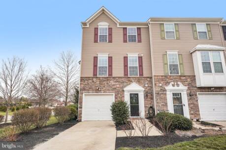 101 Emerson Ct