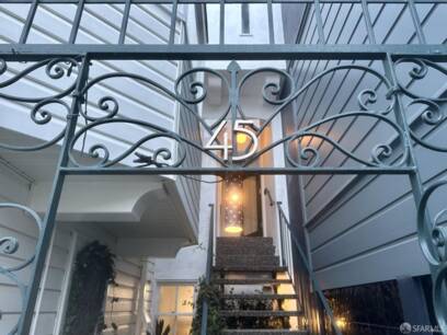 45 Grand View Ave
