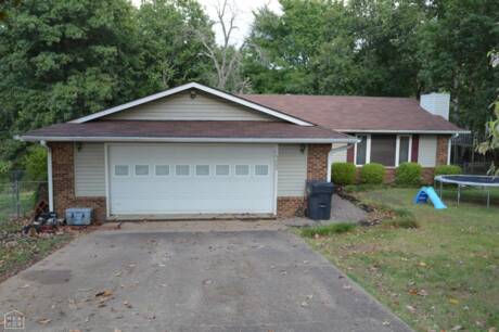 3302 Candlewood Dr