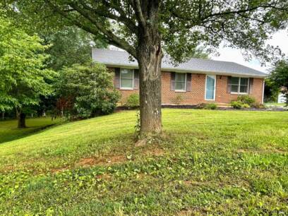 808 Woodhaven