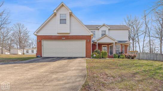 1901 Oakwood Cir