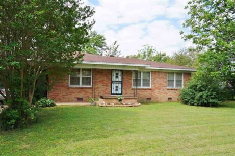 5637 E Nettelton