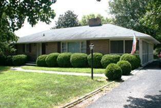 1010 Pinecrest Ave