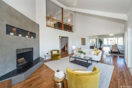 3 Mercato Ct