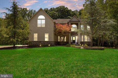 105 Hickory Ct