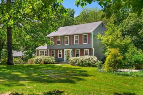 27 Old Homestead Rd