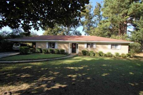 1108 Medallion Dr