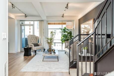 1452 Bush St 14