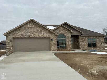 1400 Kelton