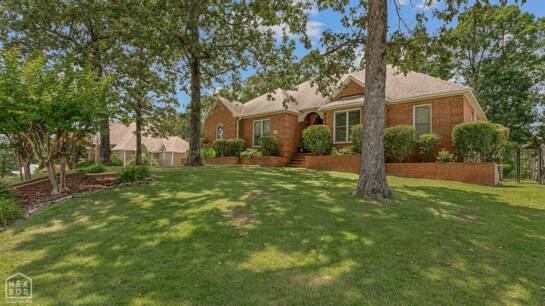 2304 Autumn Dr