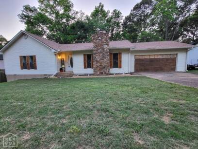 3207 Springwood Cir