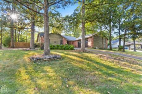 3207 Creekwood Dr