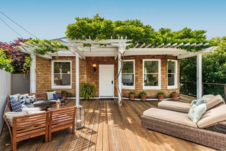 24 Glen Dr
