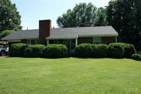 1207 Hampton Ridge Rd