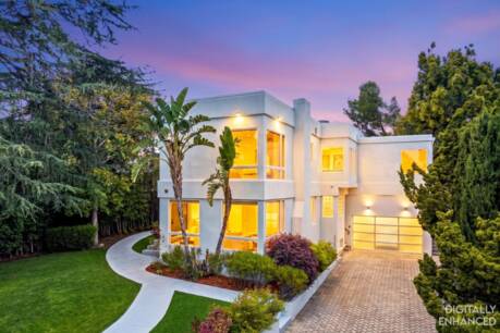 2912 Hillside Dr