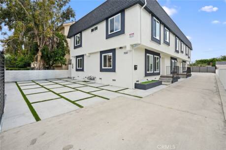 7010 Lennox Ave