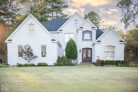 2221 Masters Dr