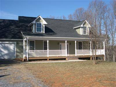 3839 Smith Mt. Lake Pkwy