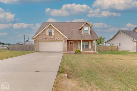 501 Emily Ln