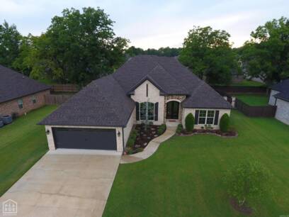 825 Smithfield Dr