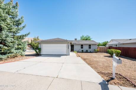 3985 Kentwood Ct