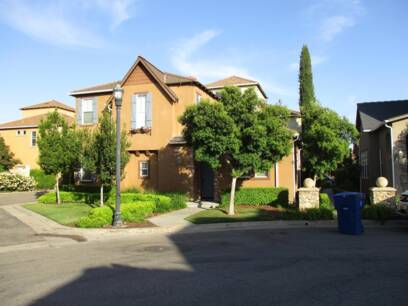 3886 Trenton Ln