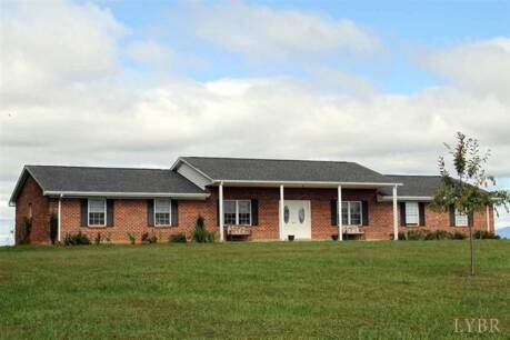 1042 Ryan Estates Ln