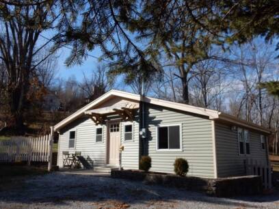 9547 Lockwood Hill Rd
