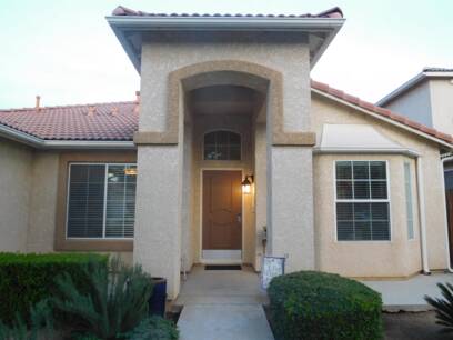 8042 N Paula Ave