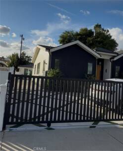 10407 10405 Densmore Ave