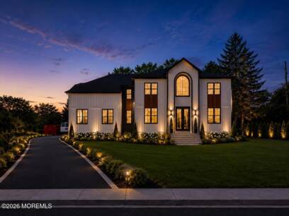 23 Orchard Pkwy