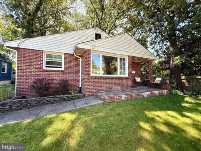 110 Garfield Ave