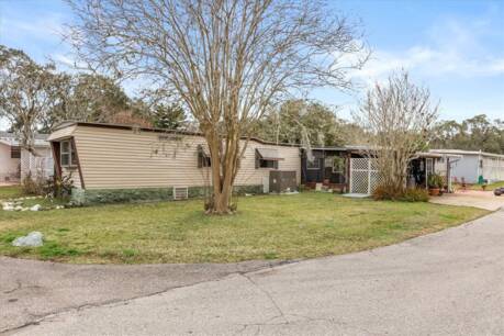 1960 Pinewood Ln