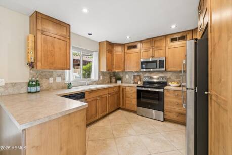 12012 N Saguaro Blvd 4