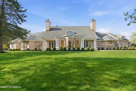 4 Thunder Ln