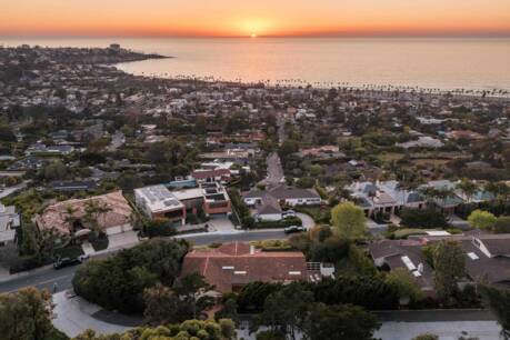 2586 Calle Del Oro