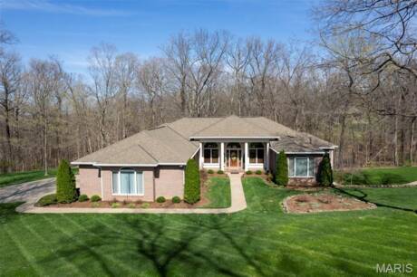 316 Flagstone Dr