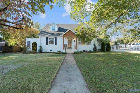2303 Andrew Jackson Way NE