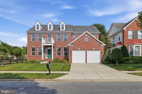 2700 Lake Forest Dr