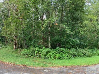 7565 Glacier Springs Dr