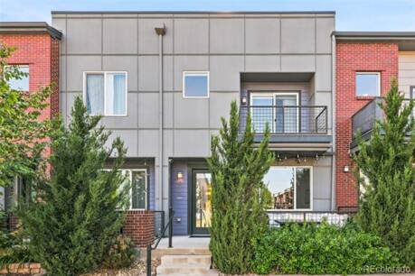 6759 Warren Dr