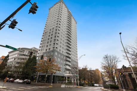 121 Vine St 1503
