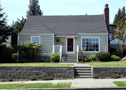 6837 54th Ave NE