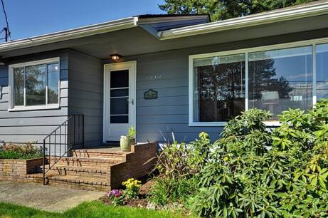 13545 1st Ave NE