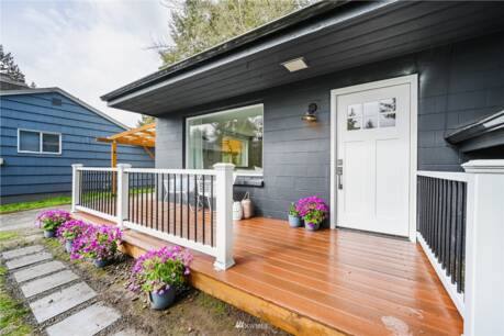 16633 15th Ave SW
