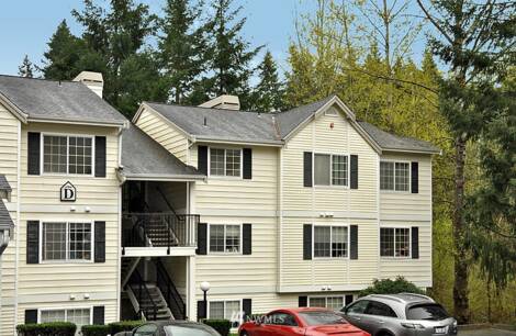 580 Front St S D312