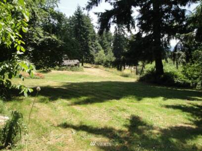2329 W Castleman Dr